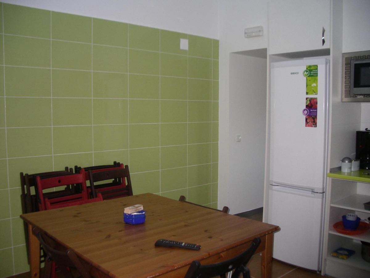 Hostel El Castillo Aninon Exterior photo