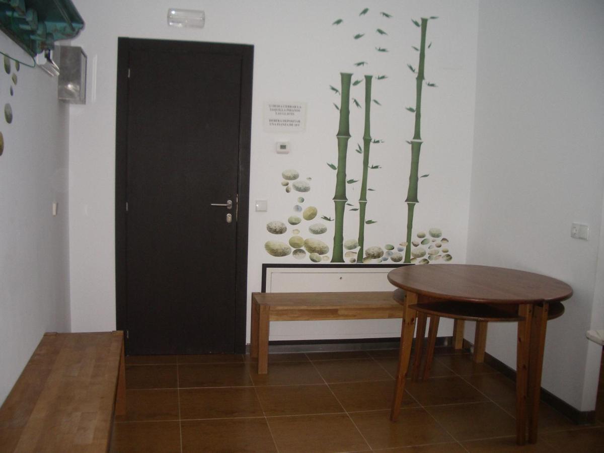 Hostel El Castillo Aninon Exterior photo