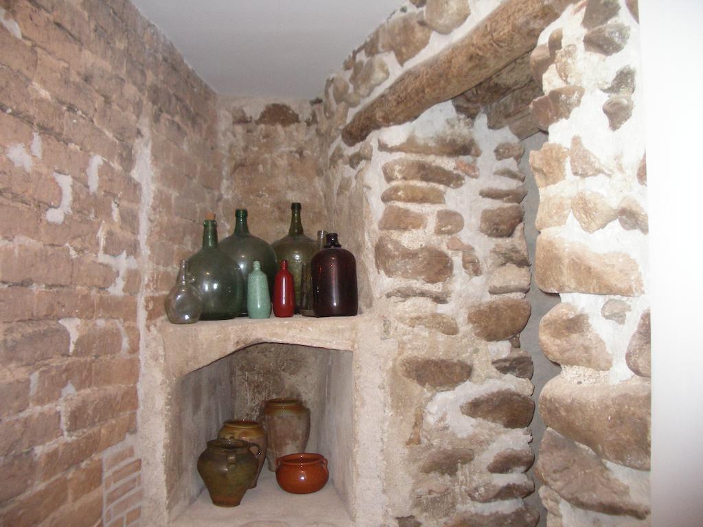 Hostel El Castillo Aninon Exterior photo